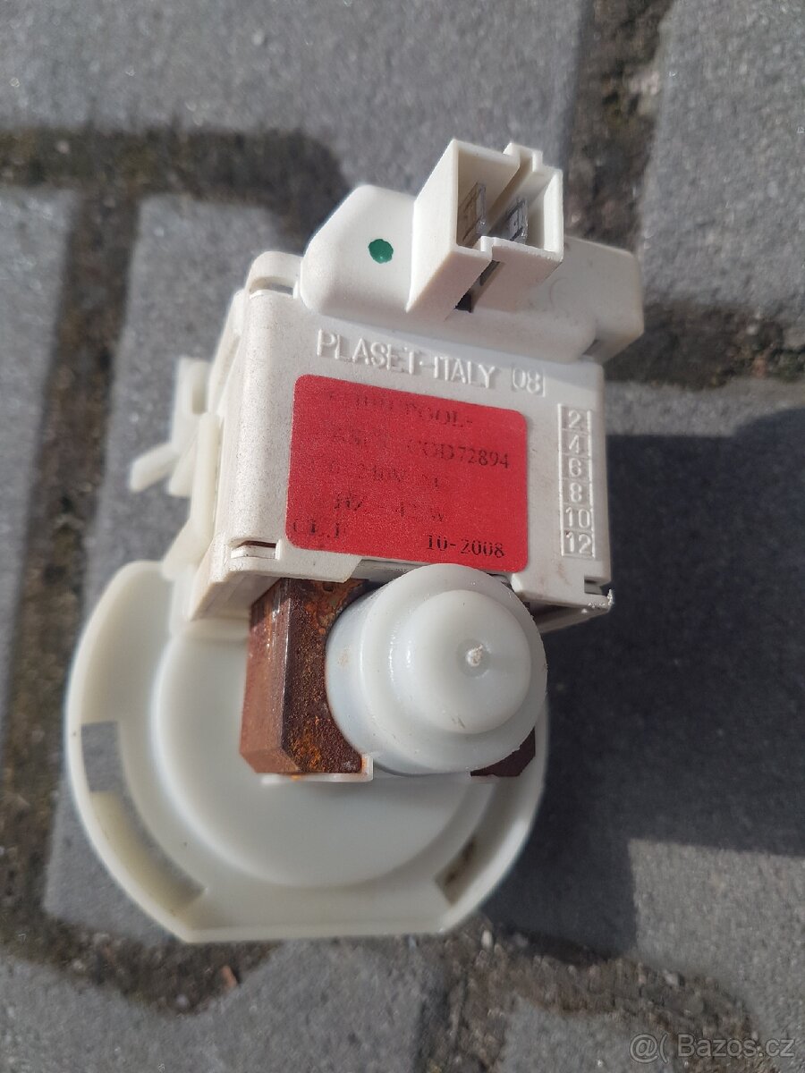 Vypoustěcí čerpadlo 2008 pro myčka whirpool 42W COD72894