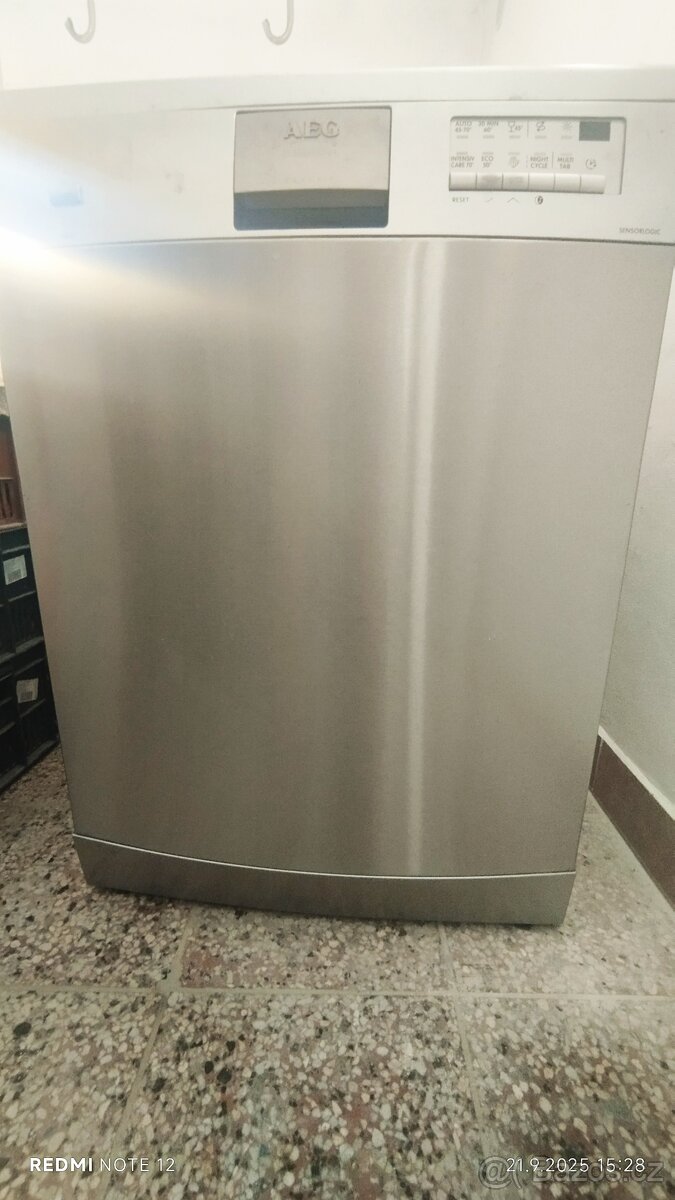 Volně stojící myčka AEG-60 cm