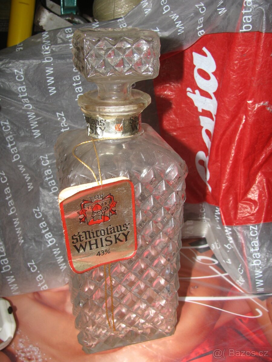 stará karafa od whisky st nicolaus čssr