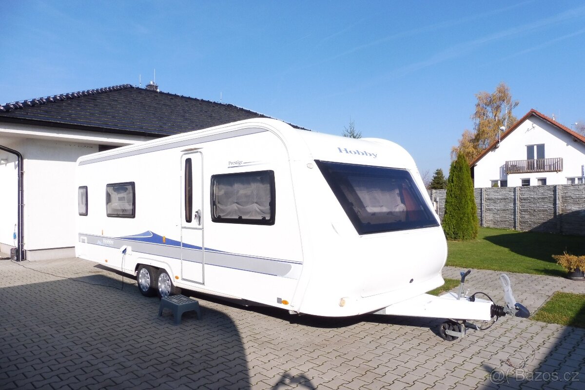Hobby Mein Prestige 650 WFU  Velká Koupelna + Stan.