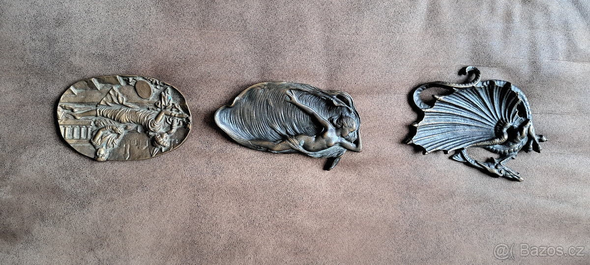 Bronzové popelníky