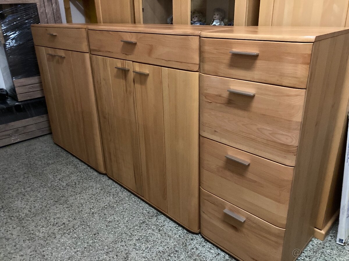 Komoda z masívu buková-Valmondo Vedura-Nová