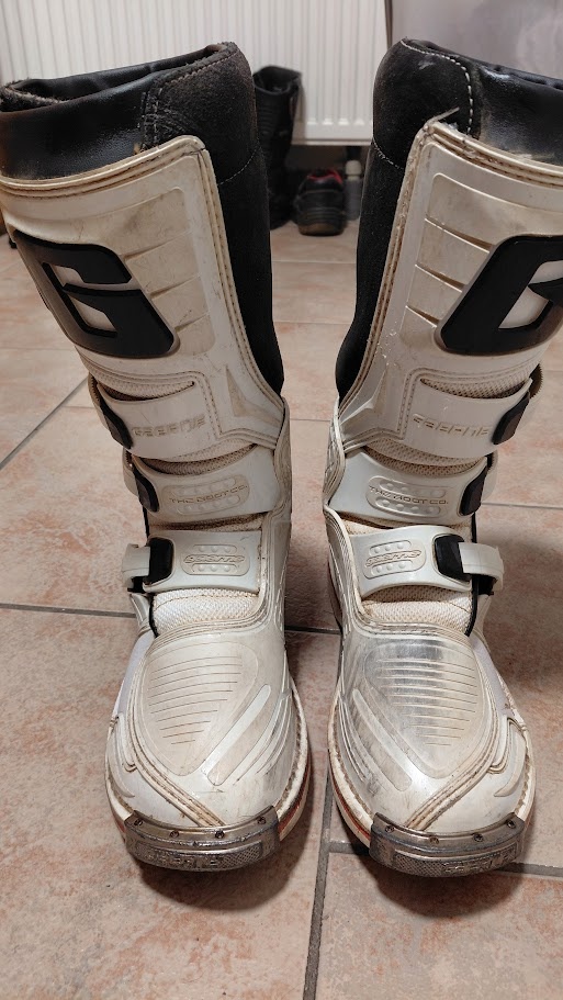 Prodám motoboty cross vel. 39