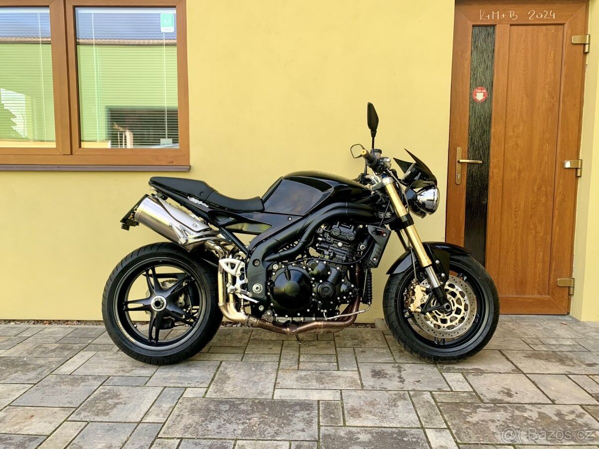 Triumph SPEED TRIPLE 1050