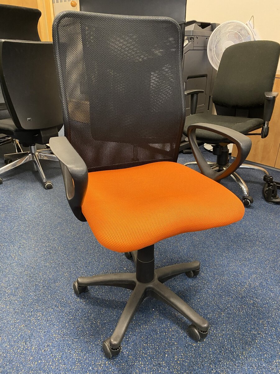 Kancelářská židle NOVÁ