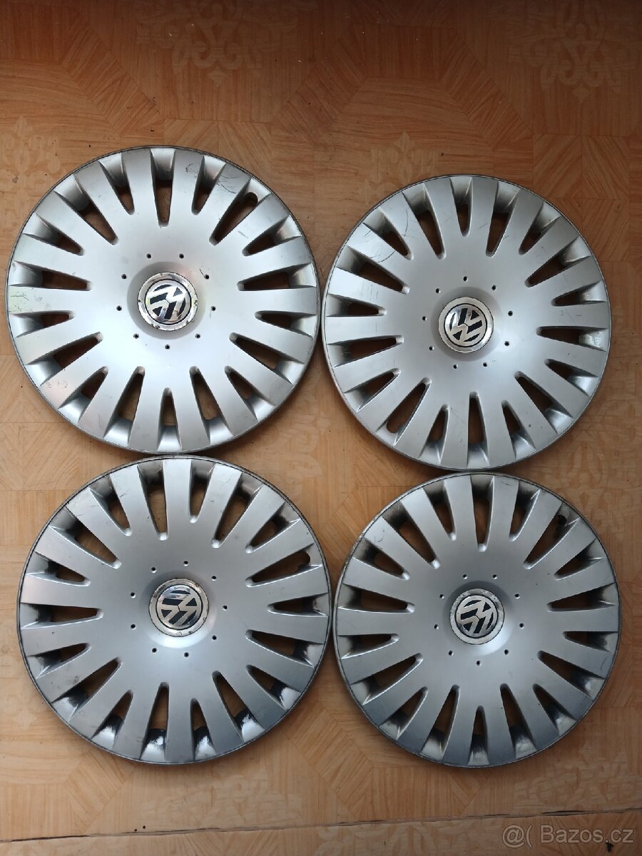 Prodám poklice VW 16"