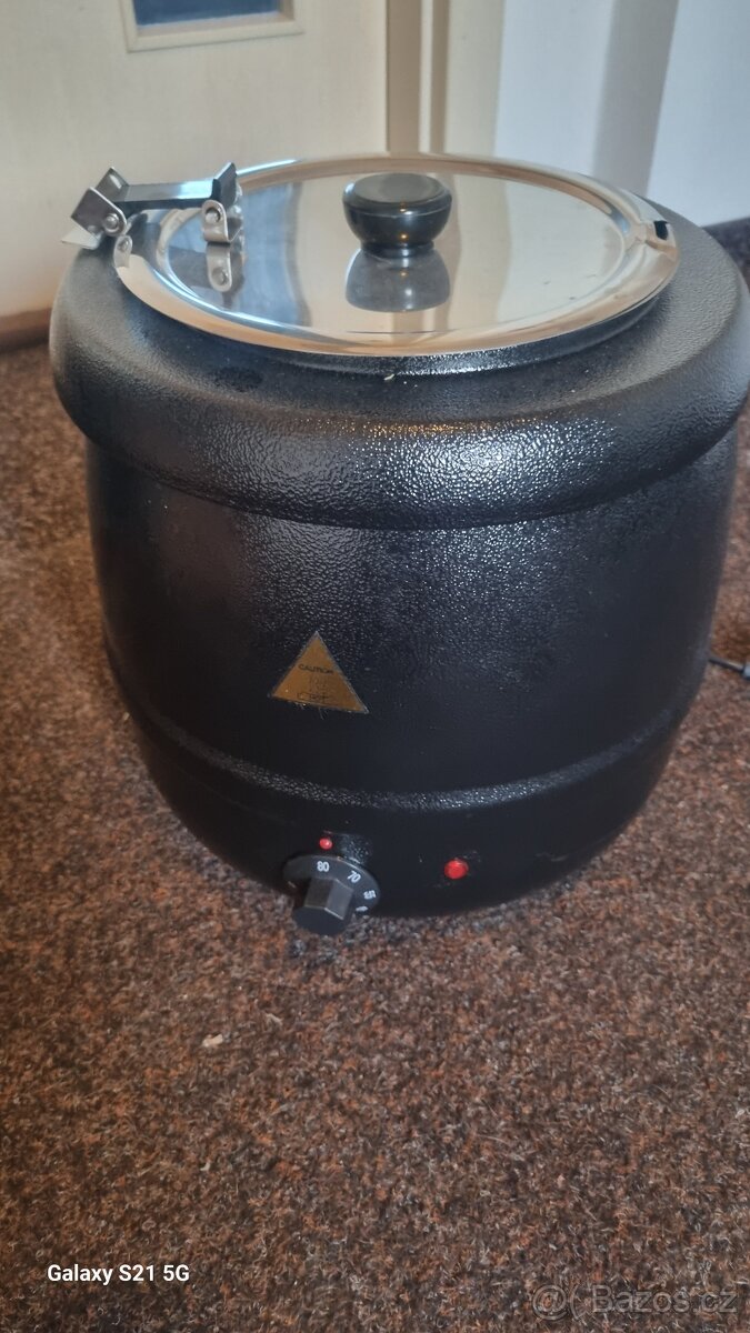 Elektricky kotlik ohrivaci