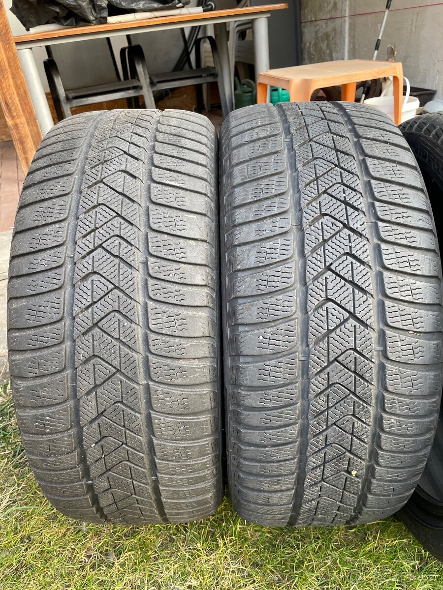 Pneu Pirelli Sottozero 3, 245/40R20, M+S