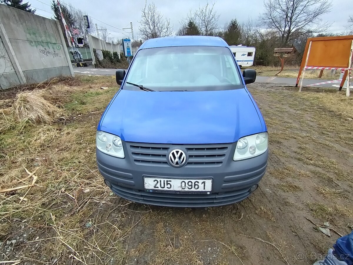 VW Caddy III, 1.4tsi / 2004 / nákladní / tažné