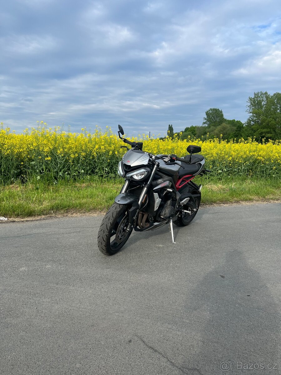 Triumph street triple 765rs