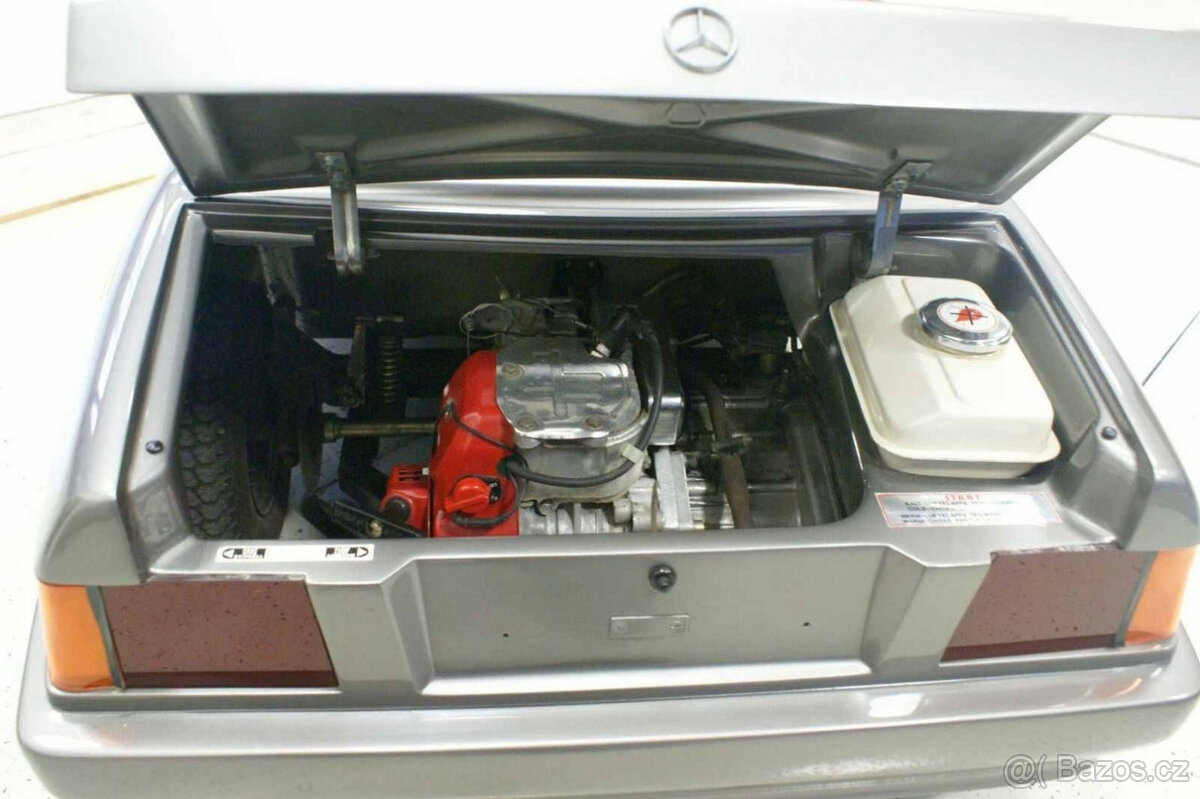 Dětské auto Mercedes 129 Junior benzínové 2místné