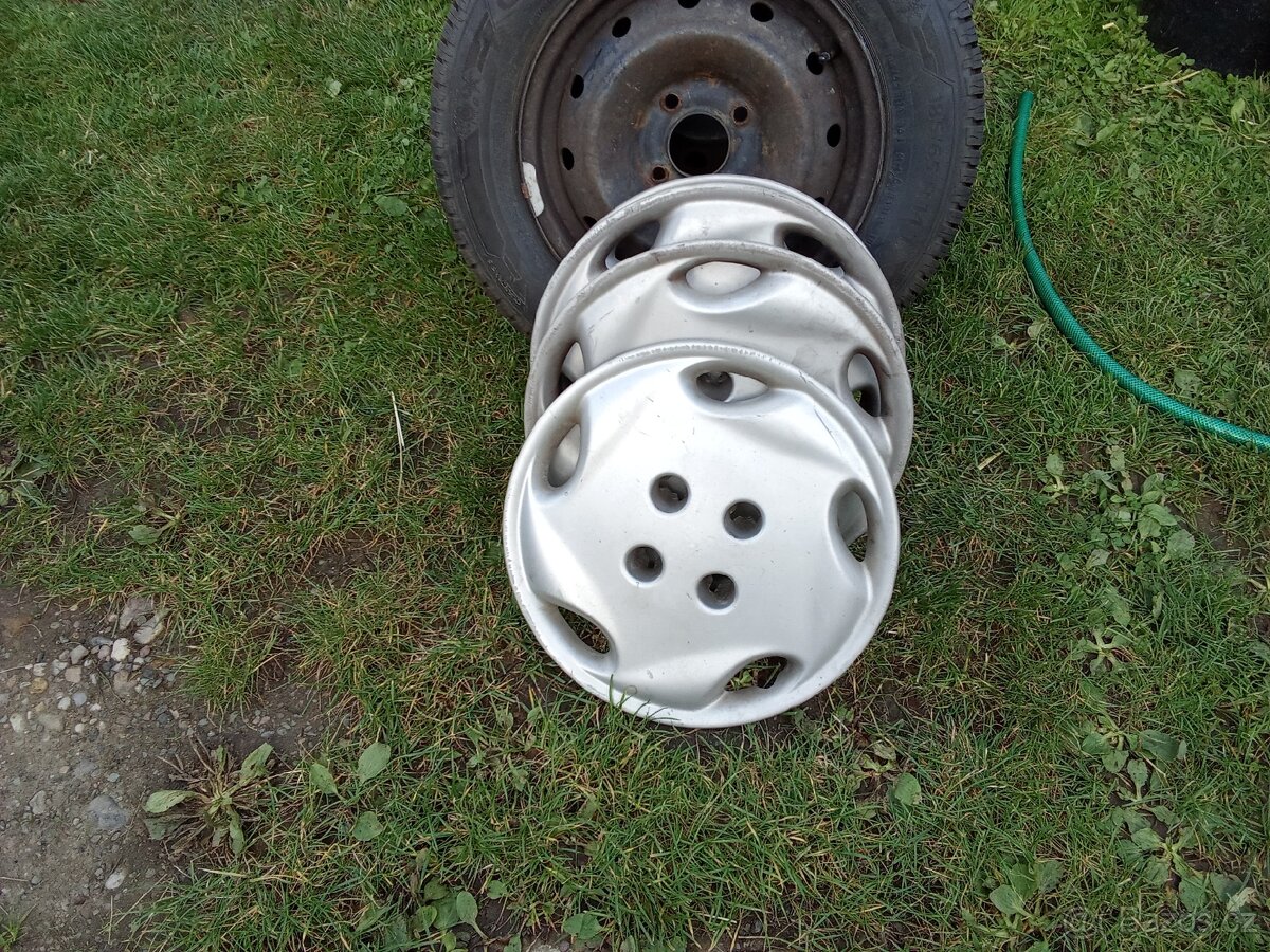 4x kola, celoroční pneu, poklice , Citroen,Peugeot