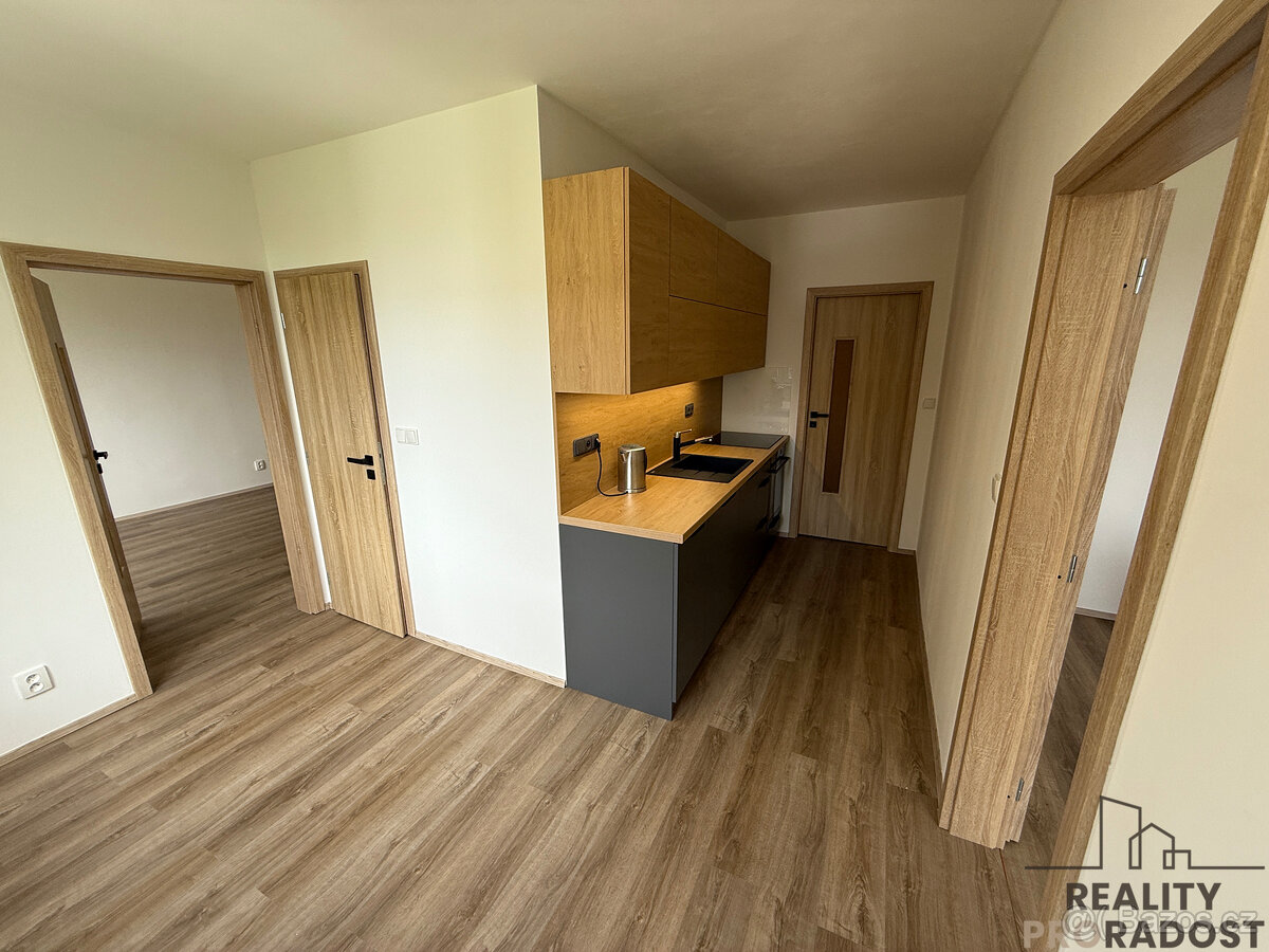 Pronájem bytu 3+1 73 m2, Břeclav U splavu,