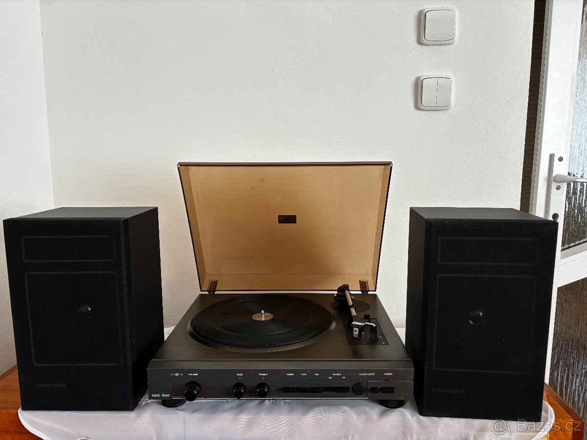 Gramofon NZC300 + bedny Grundig CT 210