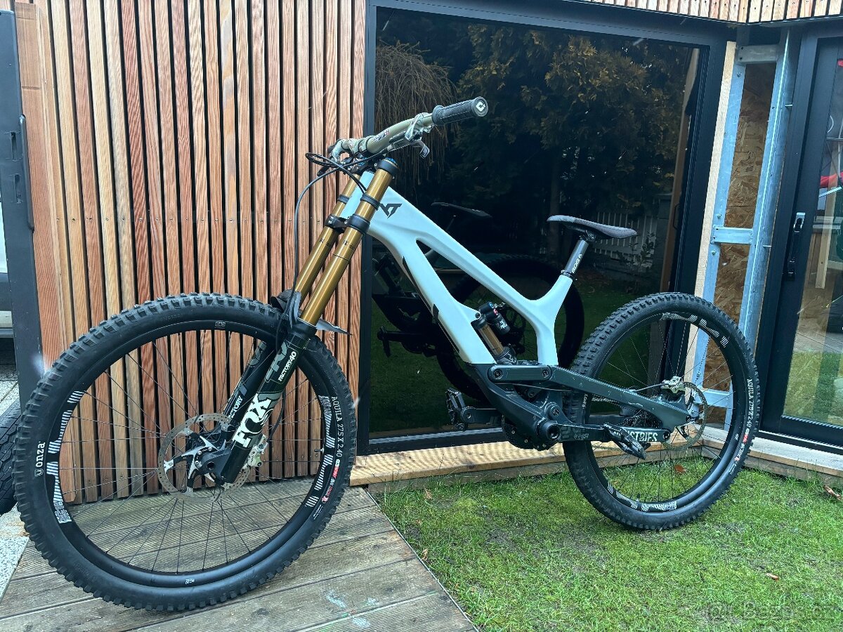 YT TUES CF PRO RACE 2019