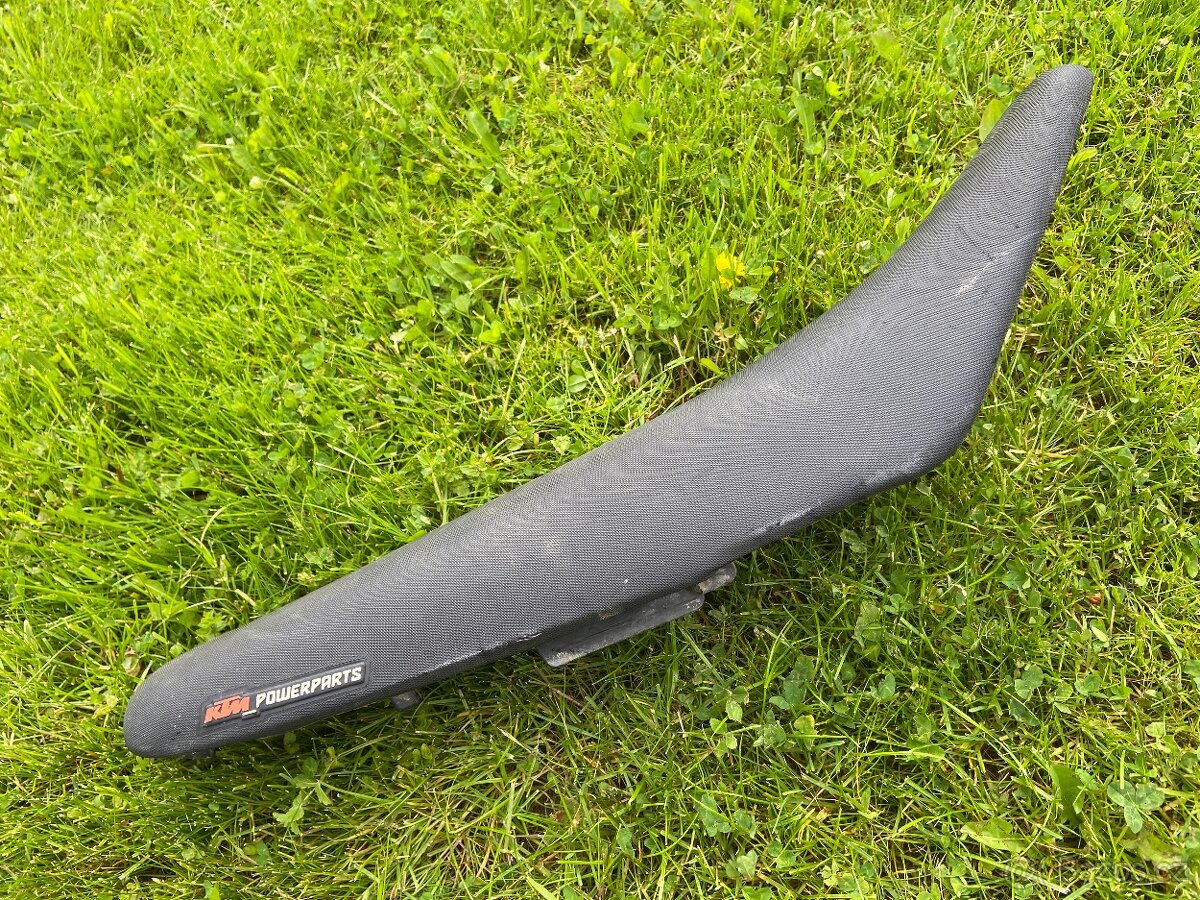 KTM 450 EXC F sedlo Power Parts
