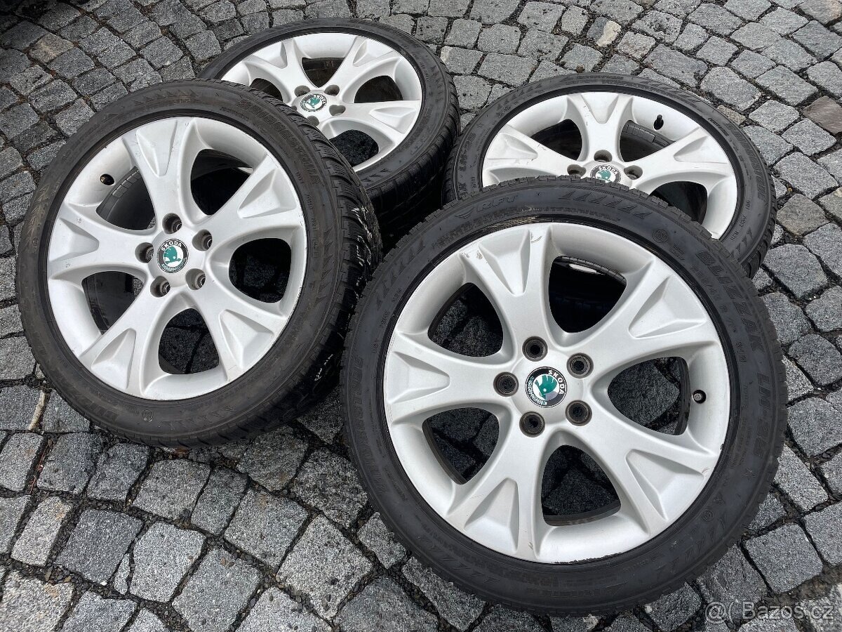 Alu kola zimní r17