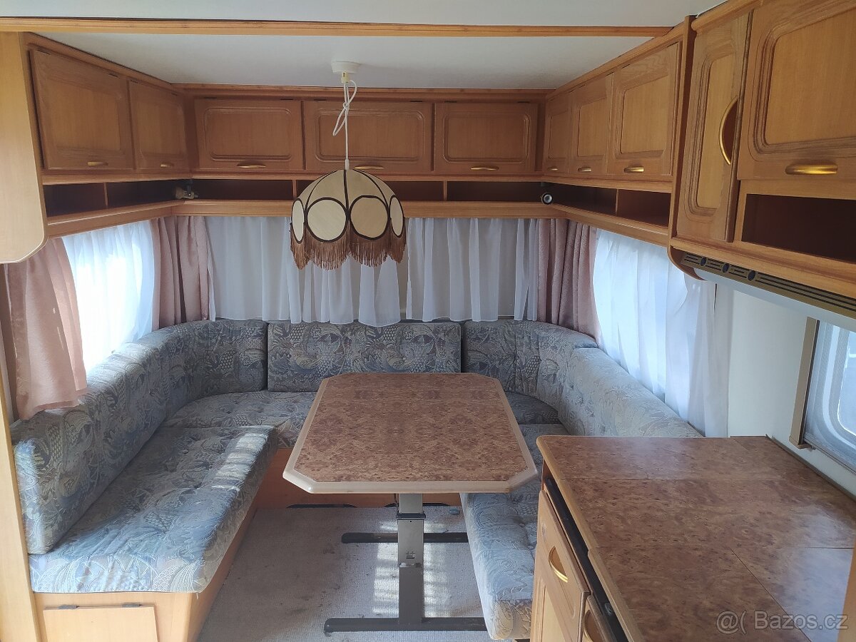 Karavan LMC, 6m, pěkný stav