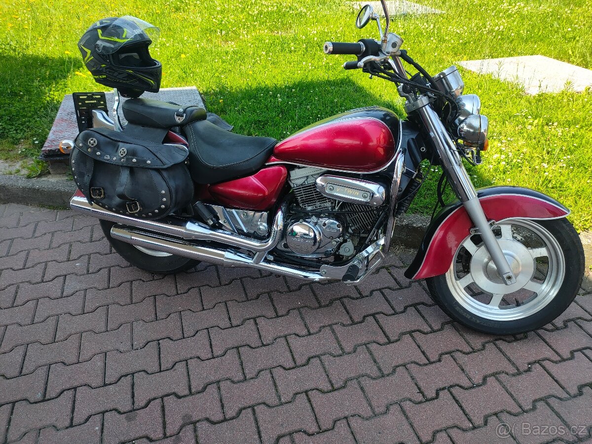 Nabízím chopper hyosung 250