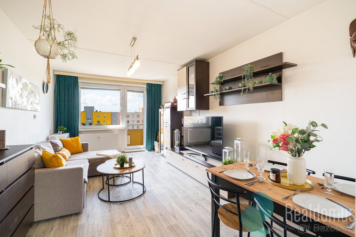 Prodej, byt 3+1, 72 m2, balkón, sklep, Č. Budějovice