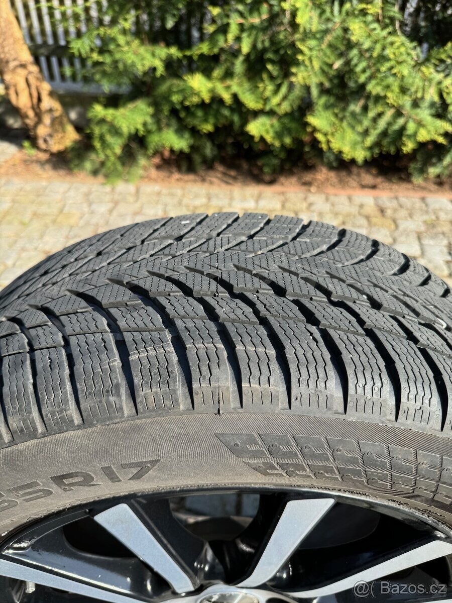 zimní pneu 235/55/17