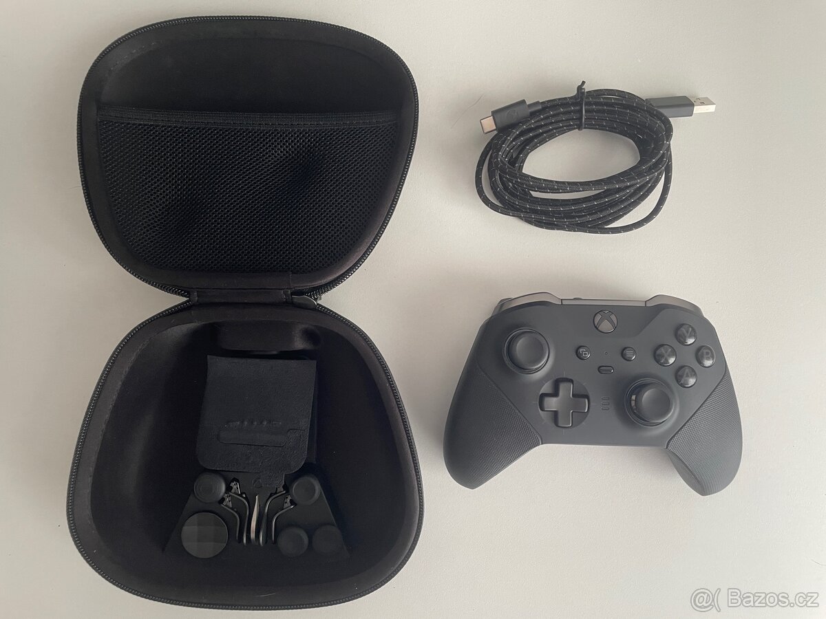 XBOX Elite Series 2 ovladač