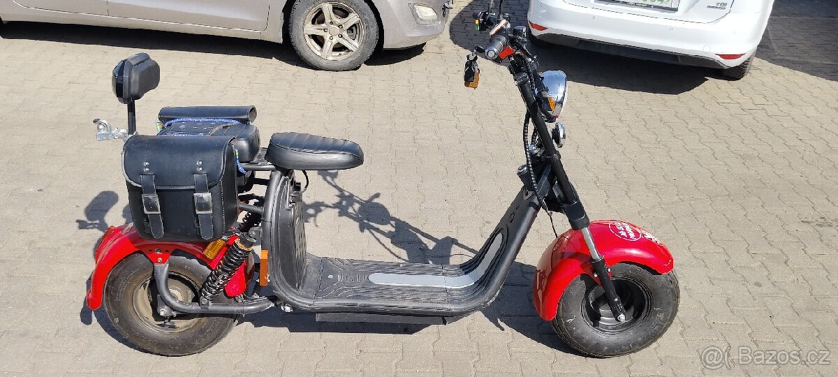 Elektrická koloběžka (motorka)