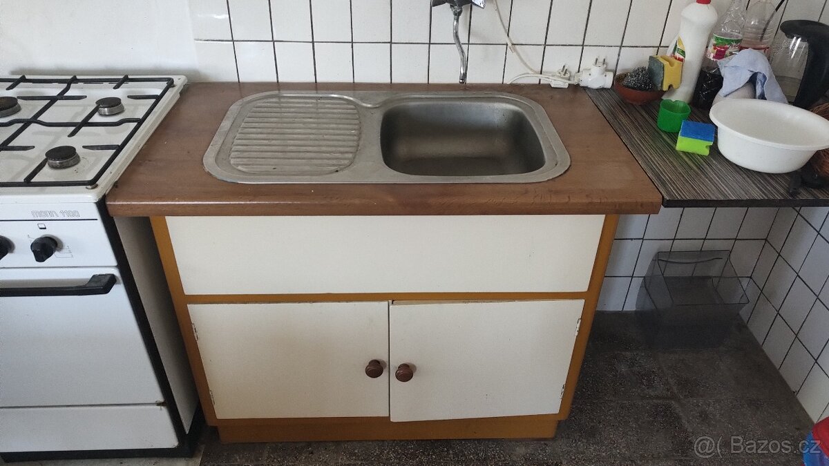 Prodám kuchyňský set z 50. let