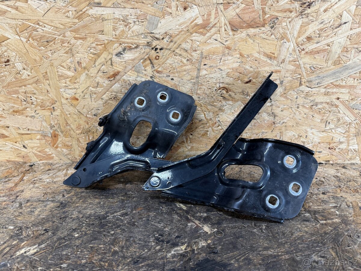 PANTY KAPOTY VOLKSWAGEN TOUAREG 7P