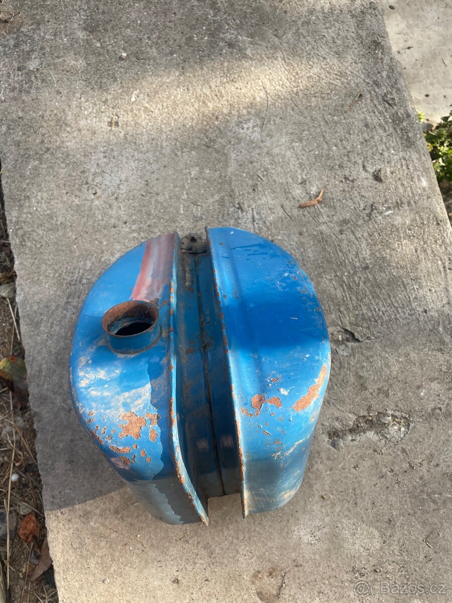 Nádrž jawa pionýr