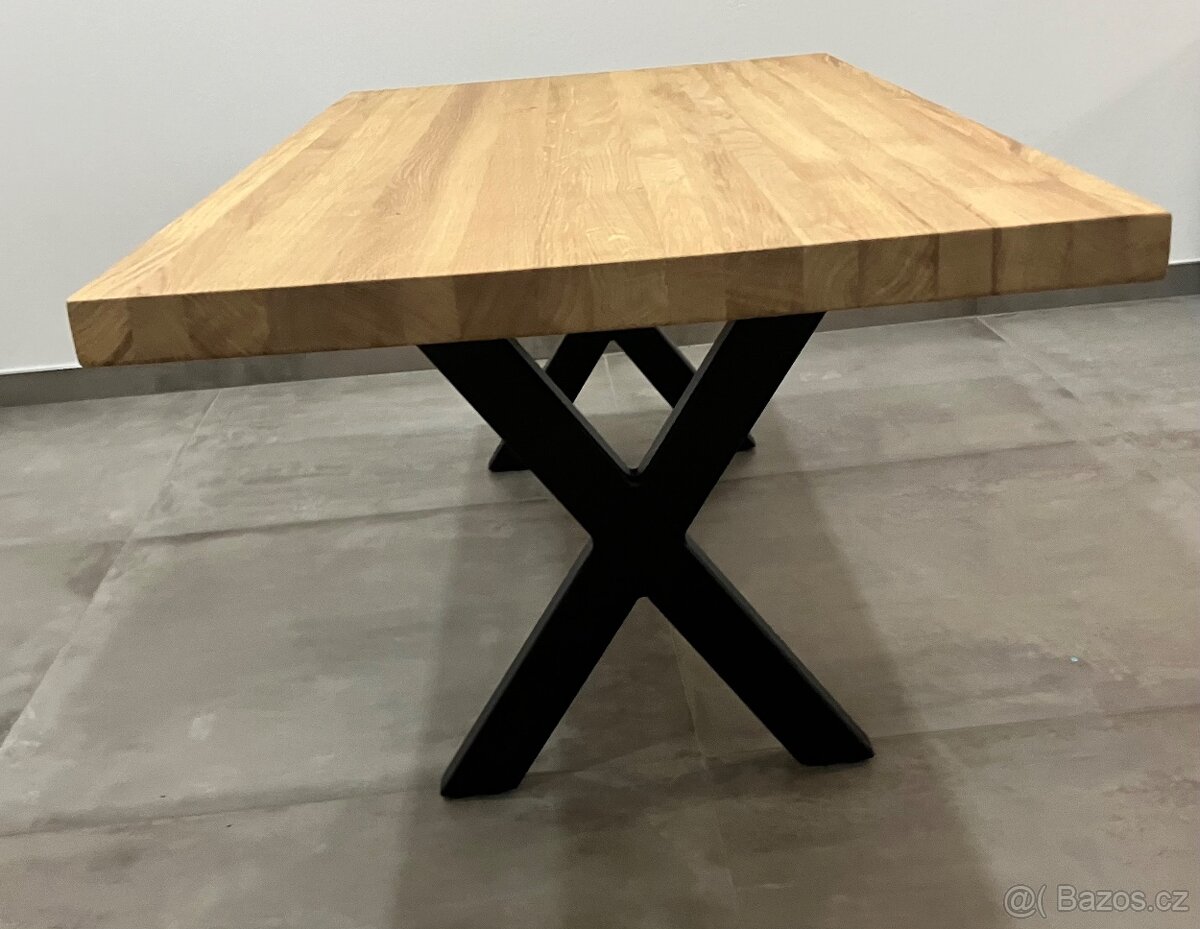 Stůl dub masiv