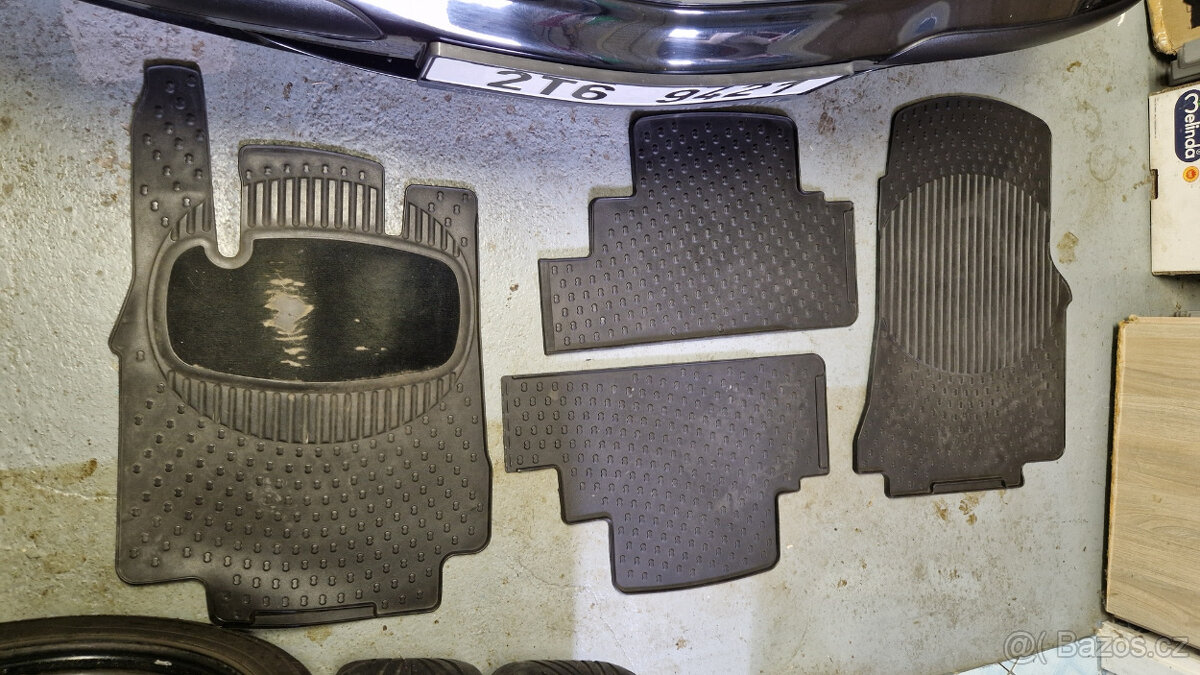 Auto koberce gumové Mercedes A