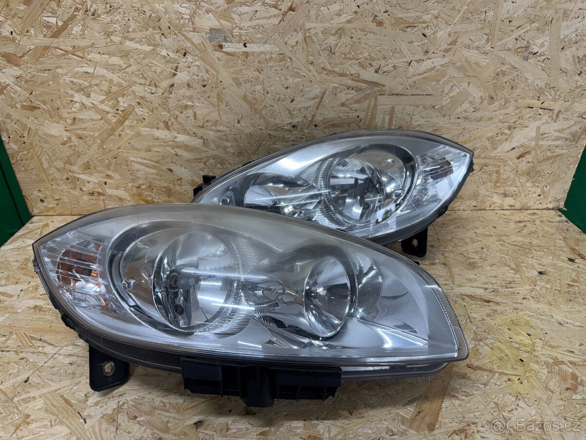PŘEDNÍ SVĚTLA FIAT LINEA  51826739 / 51826738