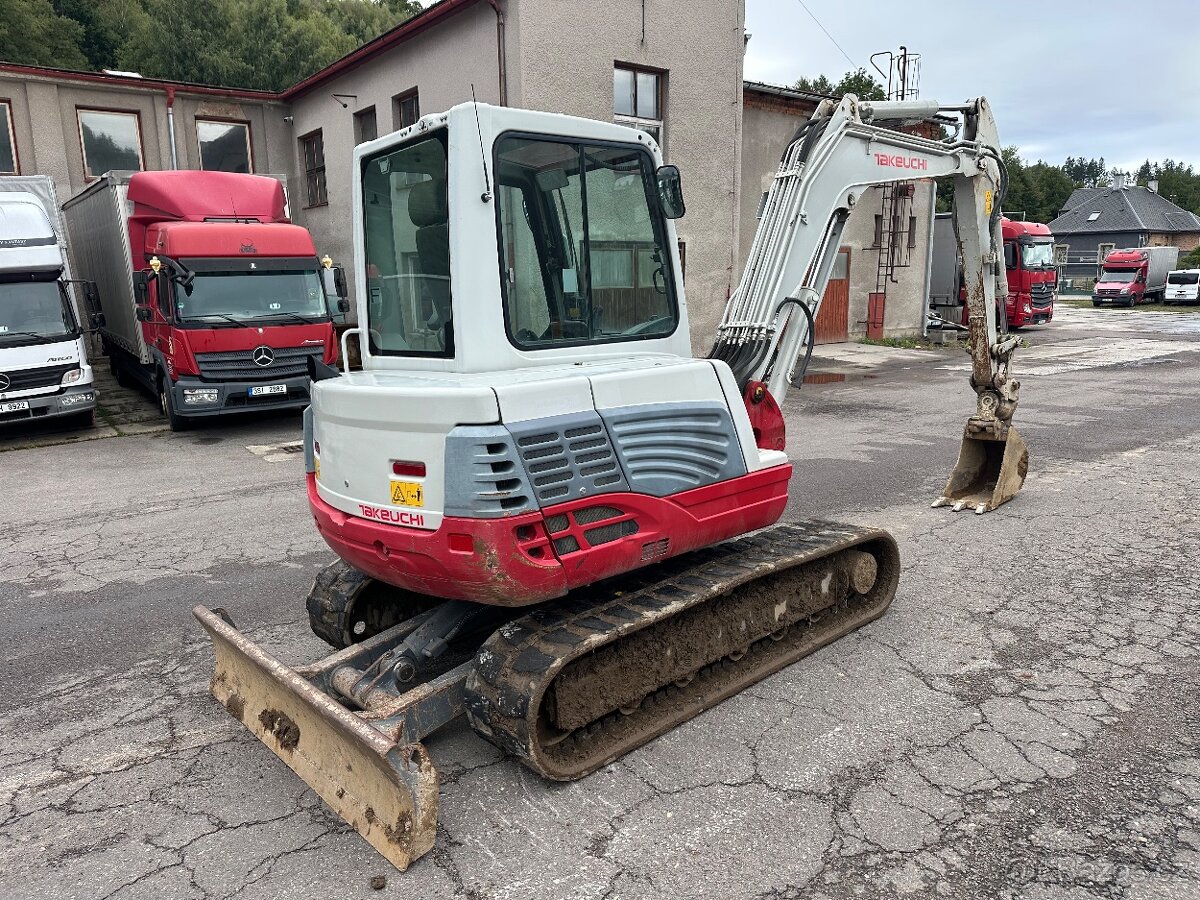 Bagr Takeuchi TB250