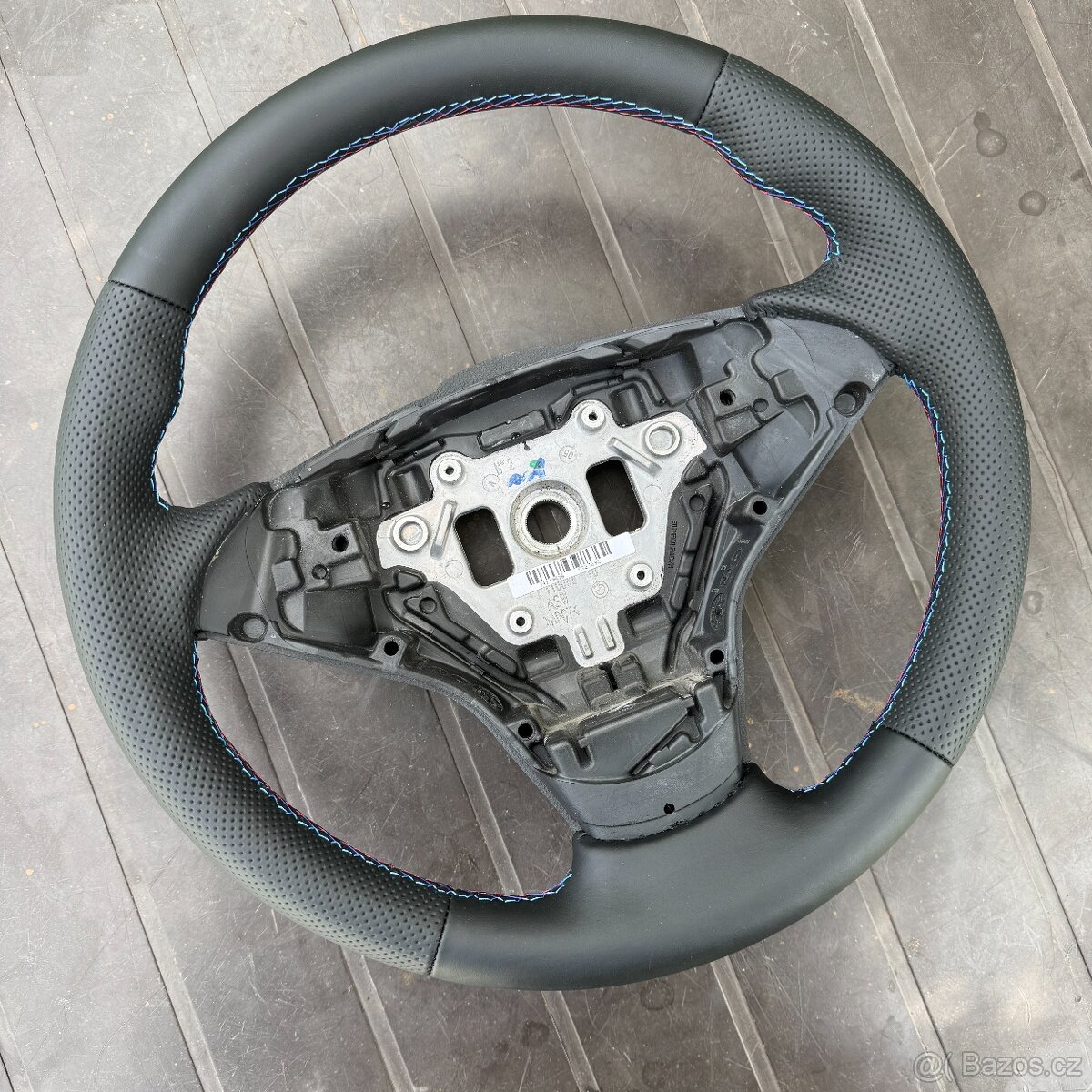 Bmw 5 E60, E61 nový kožený volant