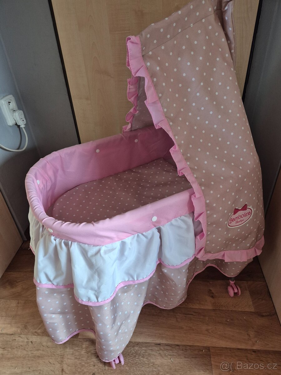 Postylka pro panenky, jídelní židlička,  přebalovací pult