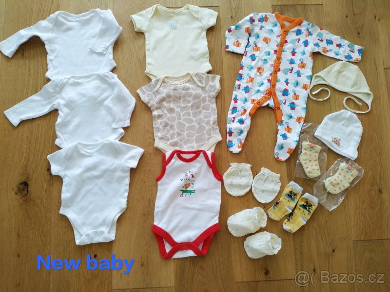 Body, čepice, ponožky