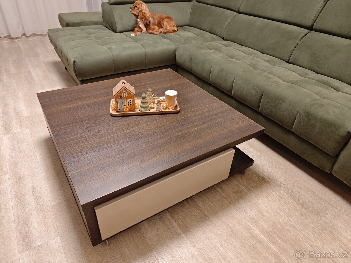 Prodám konferenční stolek