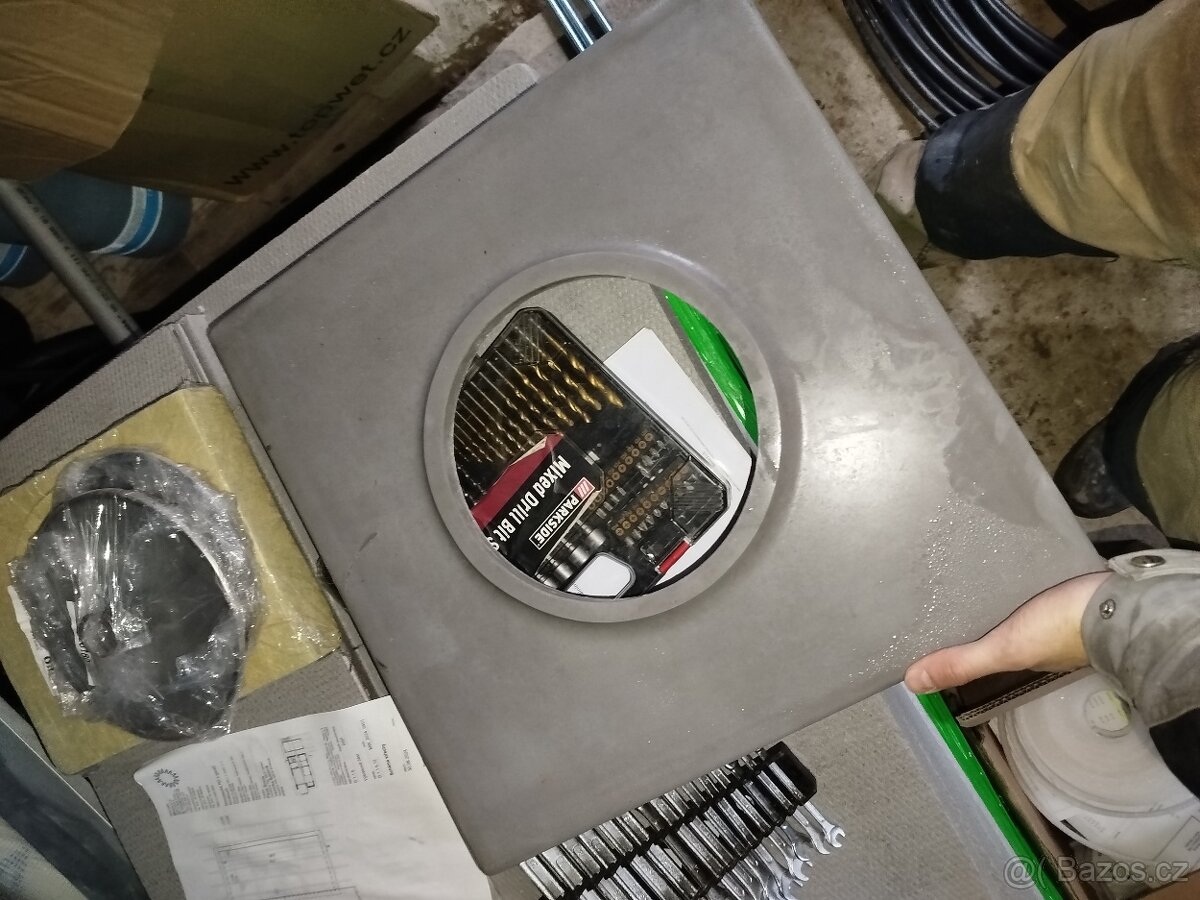 Krycí komínová deska