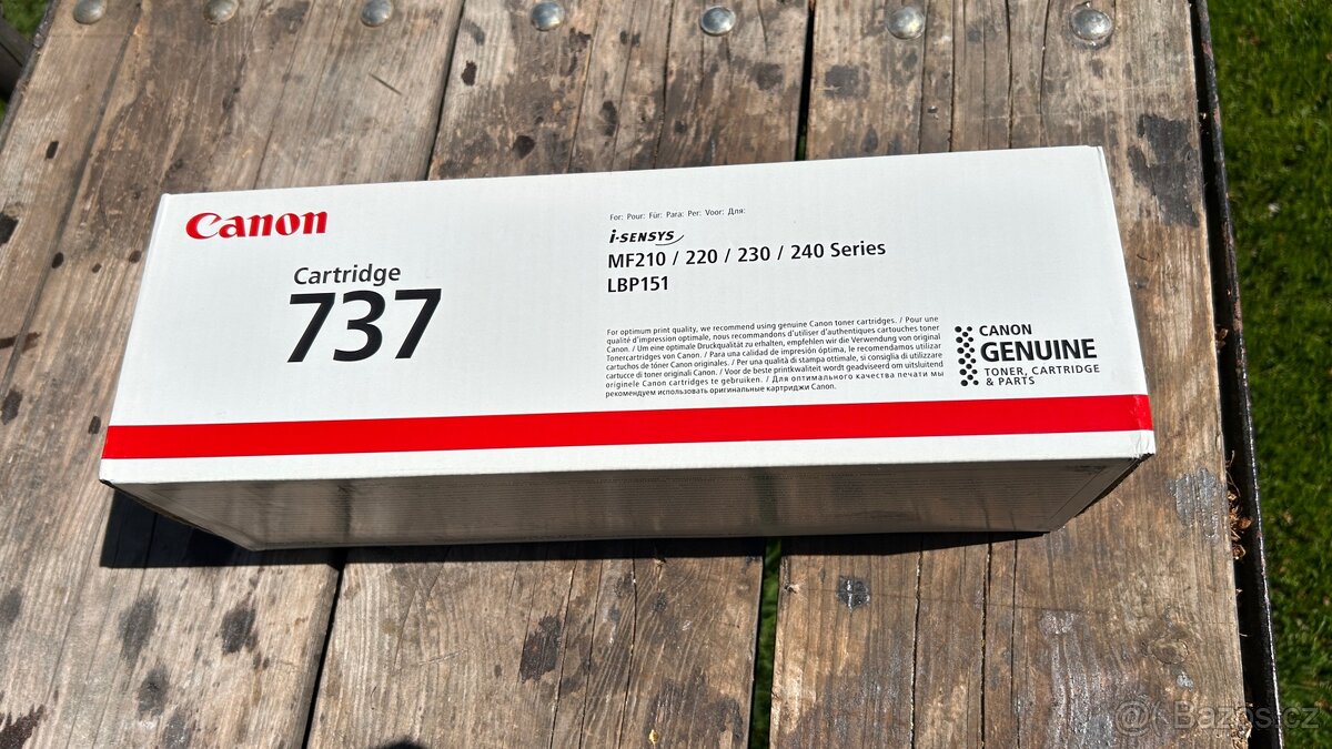 Originální toner Canon 737
