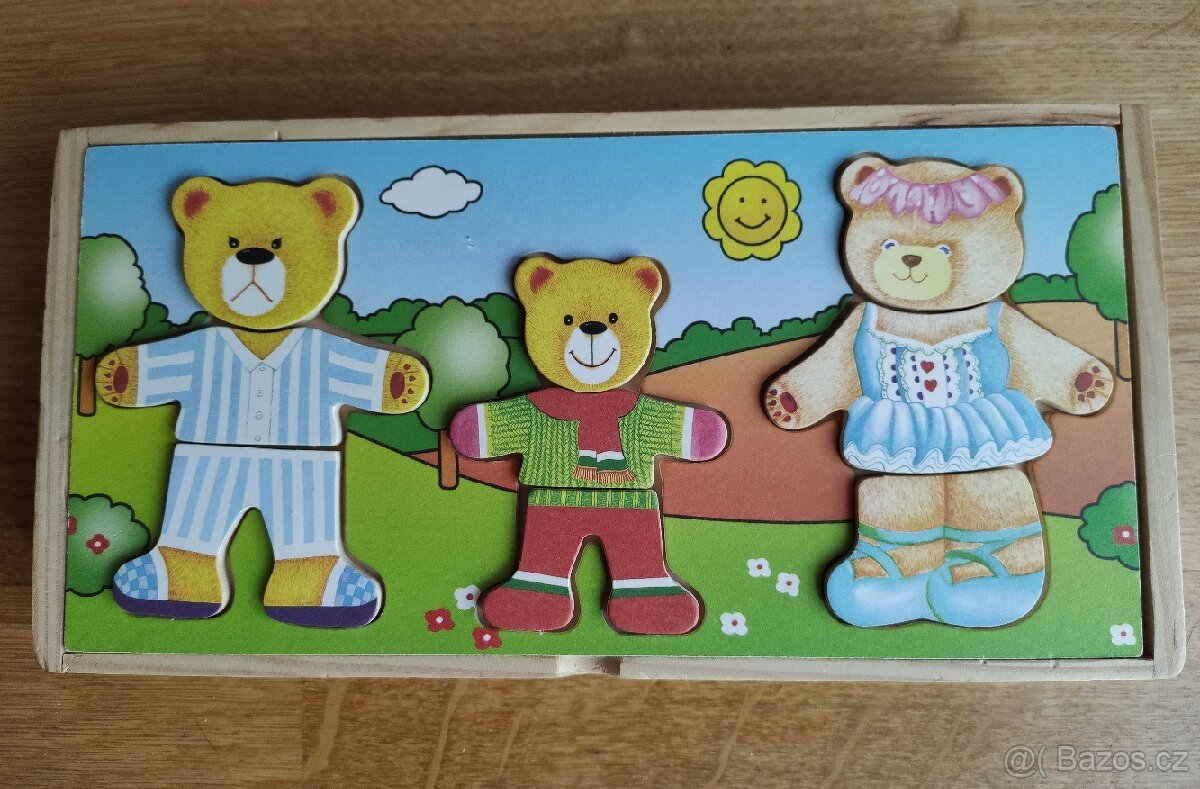 Dřevěné puzzle oblékání medvídků