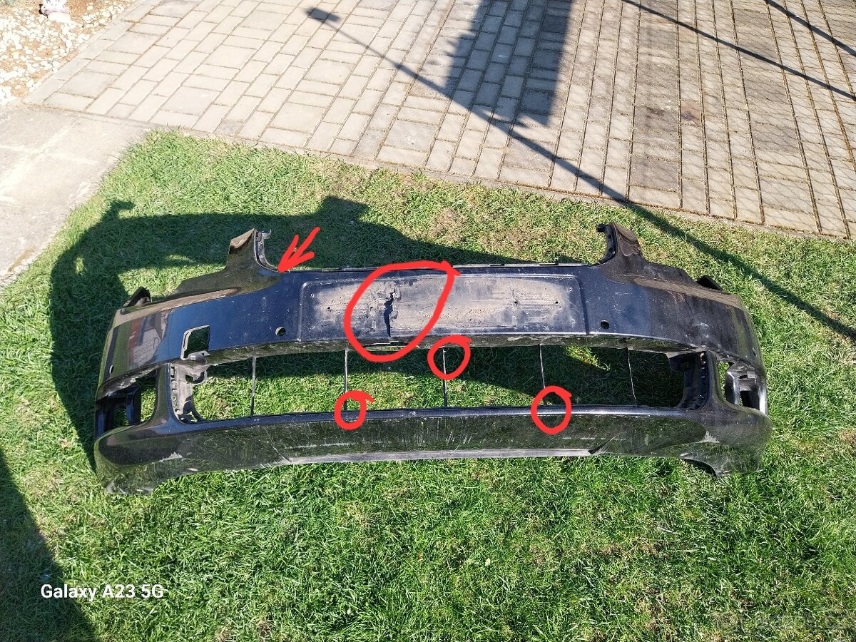 Přední nárazník Superb 2 před FL, na opravu