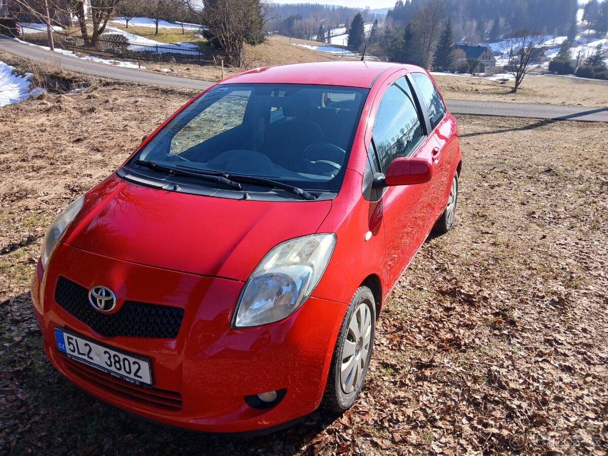 Prodám Toyota Yaris 1,3