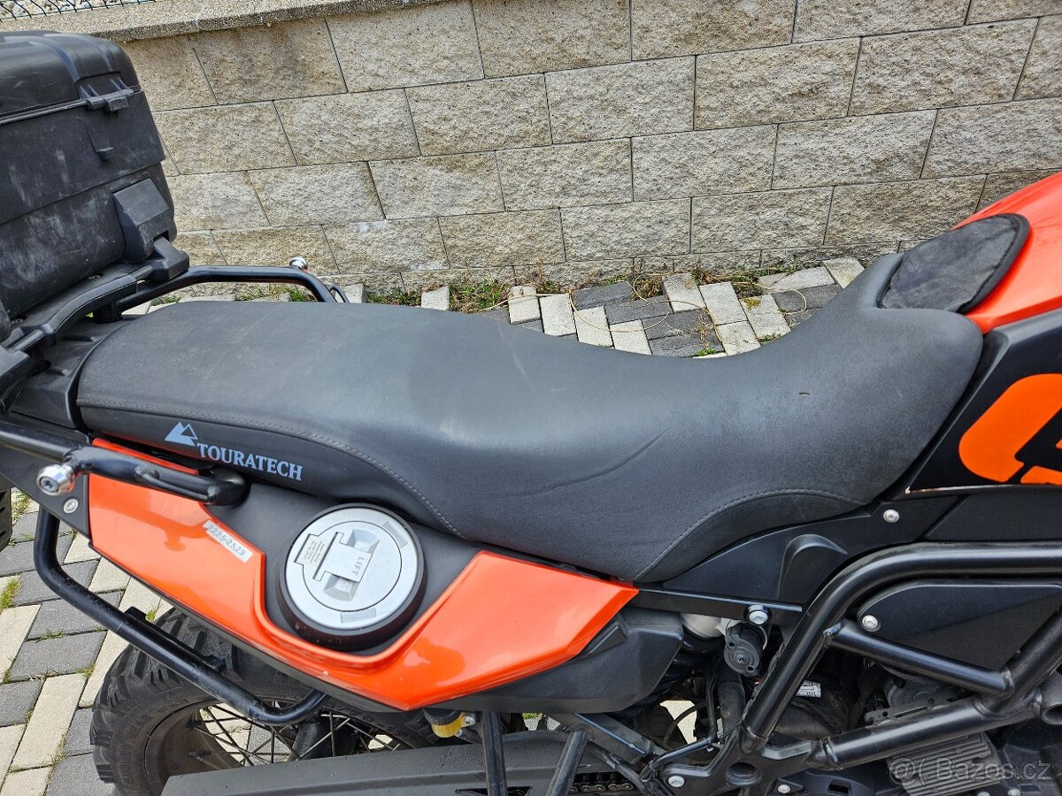 BMW F 800 GS sedlo Touratech.