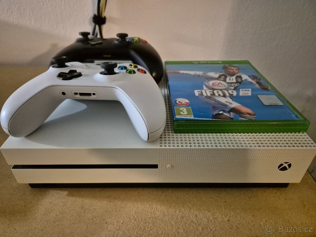 Xbox one S, FIFA 19