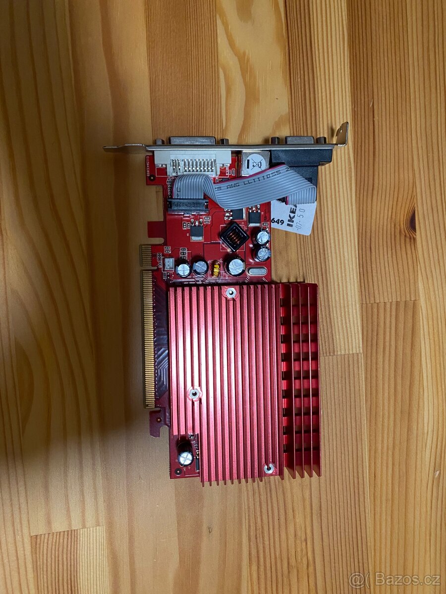 Grafická karta GeForce 7300 GS