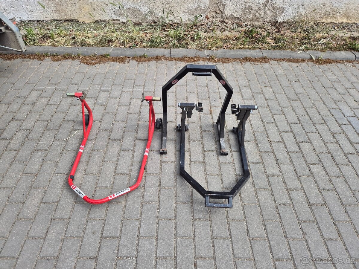 Stojany na moto