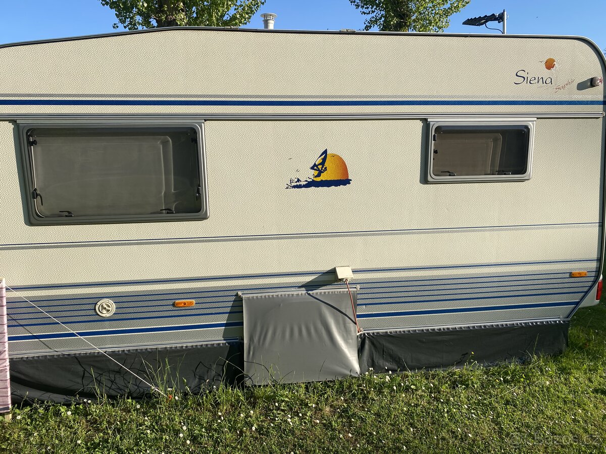Obytný karavan TEC