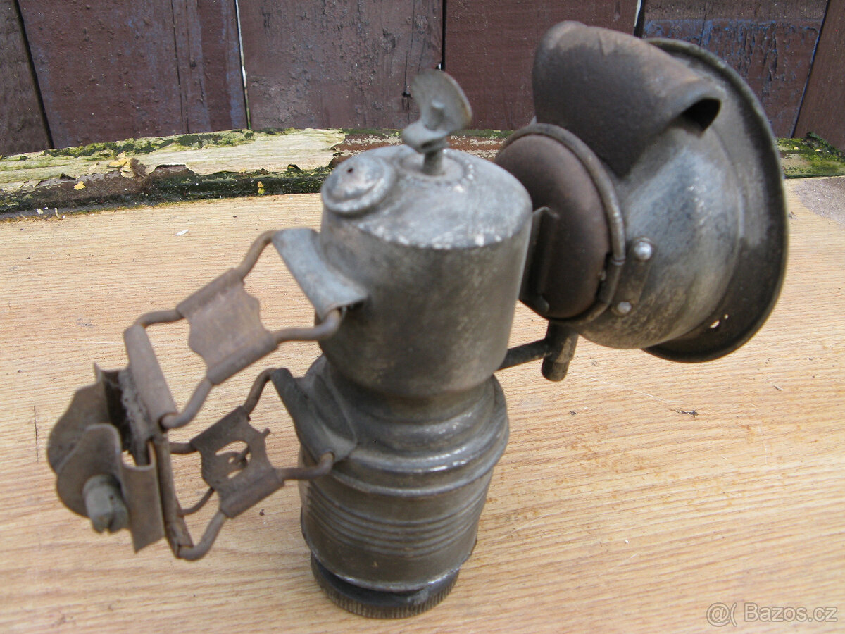 karbidová lampa
