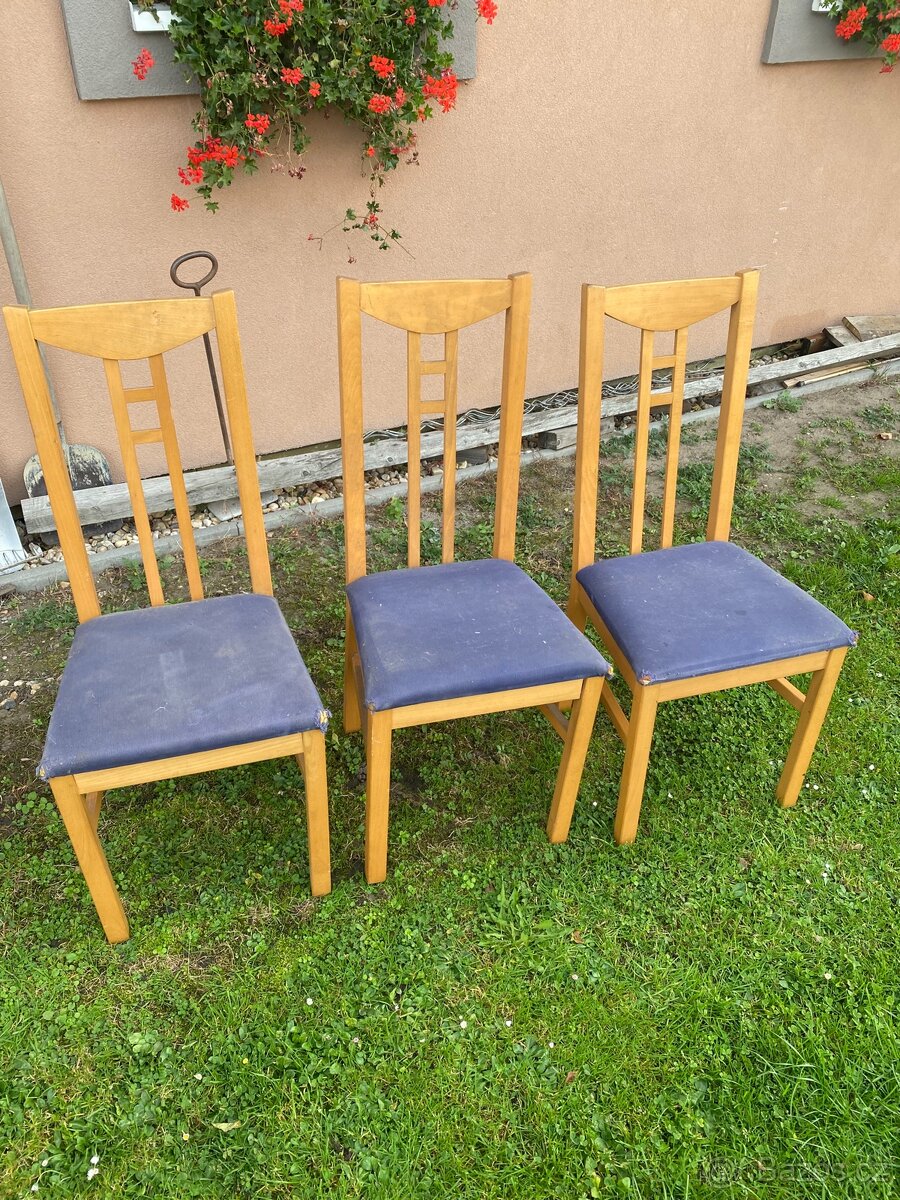 Dřevěné židle 3 ks
